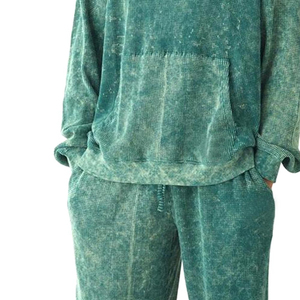 Écusson personnalisé délavé à l'acide brodé en détresse à capuche et pantalon de survêtement Ensemble survêtement évasé superposé survêtement hommes - Product Image 4