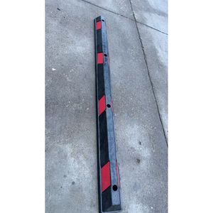 Fabbrica Aiko cina 2000mm nero giallo gomma riflettente blocco di parcheggio Garage & tappo ruota facile installazione personalizzabile - Product Image 5