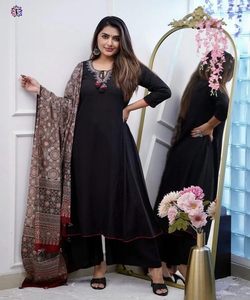 Ropa de noche sexy y elegante, ropa de mujer, proveedor al por mayor, moda informal, compra a granel en línea, dupatta superior India pakistaní - Product Image 1