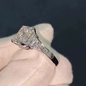 Anillo de Compromiso con Moissanita Corte Asscher de 8mm, Chapado en Oro Blanco, Plata 925, Joyería Fina para Mujer, Venta al Por Mayor - Product Image 6