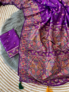 Nueva llegada última colección Venta caliente Pashmina Cachemira Sari Blusa con Meenakari y Cachemira teje Trabajo Mujer moda - Product Image 3