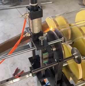 Commande de servomoteur automatique à économie de main-d 'œuvre Mini longueur de 7 à 400mm de diamètre Borosilicate/<span class=keywords><strong>Cate</strong></span> Glass Tube Bangle Cutting - Product Image 2