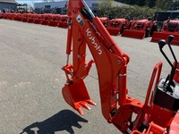 Traktor Pertanian KUBOTA BX25D 4x4 Bekas Pakai, Dijual Dengan Harga Sangat Murah
