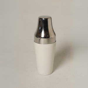 Gravure Acier Inoxydable Métal Cocktail Shaker 24 OZ Durable Métal Mélangeur Isolé Barware Shaker - Product Image 5