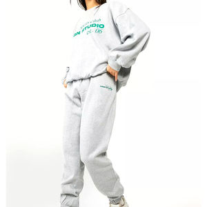 Trajes de sudor de algodón de talla XL para mujer, ropa de invierno sólida con logotipo personalizado ajustado largo, estilo informal para estampado Puff, Fitness, gimnasio - Product Image 4