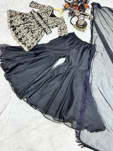 Magnifique choli en lin noir de haute qualité 2024, magnifique broderie zari, perles de cristal, pierres, dabka, karakou FABZONE - Product Image 5