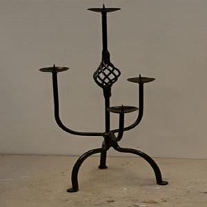เชิงเทียนเหล็กทรงเมโนราห์ 4 แขน ดีไซน์ใหม่ ทันสมัย หรูหรา ระดับมาตรฐาน - Product Image 3