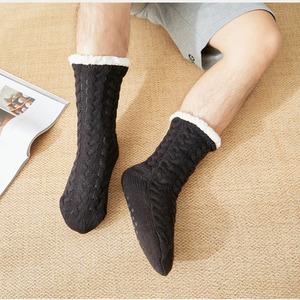 Chaussettes d'hiver thermiques en velours de coton pour hommes, chaussons courts antidérapants pour la maison - Product Image 2