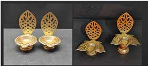 Handmade Premium Quality Brass <b>Oil</b> <b>Lamp</b> Traditional Indian Golden Akhand Diya Handcrafted Accessory for Diwali Decorative Use - Product Image 6