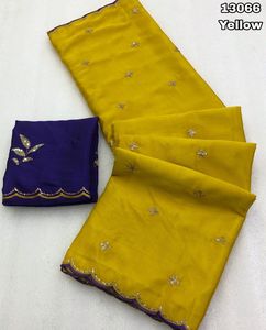 Nouvelle arrivée : Saree de mariage pour femme en Chinnon doux et lourd avec broderie et travail de sequins, en stock en Inde - Product Image 3