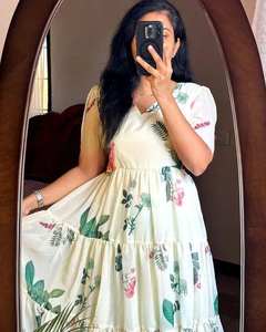 เดรสยาวทรงเอไลน์สำหรับผู้หญิง - ดีไซน์ระบายชั้นๆ แขนพอง ลายพิมพ์สไตล์ชาติพันธุ์สีสันสดใส เหมาะสำหรับแฟชั่นฤดูร้อน - Product Image 3