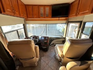 PROVEEDOR DE Autocaravana Usada Guulf Stream Rv Tour Master T40F Clase A del 2008 en Venta para Camping y Viajes - Product Image 4