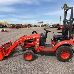 Tracteur chenillé diesel compact BX2680 d'occasion en bon état, 25,5 CV, 4 roues motrices, pour équipement agricole - Product Image 3