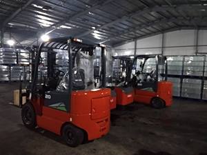 Fourche diesel de Cummins Engine 500mm de chariot élévateur de grande capacité de 10 tonnes pour le chantier de construction - Product Image 4