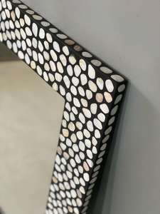 Miroir mural à cadre rectangulaire décoratif fait à la main en métal Art déco de luxe pour la maison salon salle de bain - Product Image 2