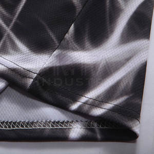 Camisas de sublimación personalizadas para hombre al por mayor, impresión de alta definición en tela de poliéster duradera - Product Image 6