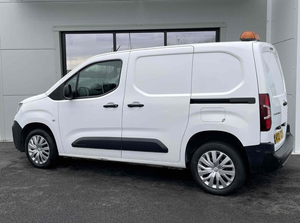 Peugeot Partner Usado 2021 LHD/RHD 1.5 BlueHDi 1000 Professional, Respuesta Rápida, En Venta - Product Image 4