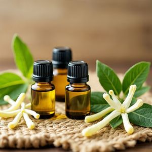 NATURES NATURAL INDIA OILS Huile Essentielle Pure de Fleurs de Chèvrefeuille 100% Concentrée Distillée à la Vapeur Vente en Gros Usine en Vrac - Product Image 2