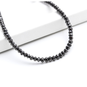 Cuentas de Diamante Negro de 10 Quilates con Forma de Bola - Product Image 1