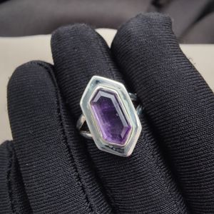 Anillo de plata esterlina de corte hexagonal de amatista 925 natural al por mayor, joyería de piedras preciosas para mujer, ajuste de bisel de rodio para bodas - Product Image 4