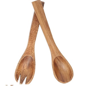 ชุดอุปกรณ์ครัวทำจากไม้ไผ่ย่อยสลายได้ เป็นมิตรกับสิ่งแวดล้อม ประกอบด้วยช้อน ตะหลิว และอุปกรณ์ทำครัวอื่นๆ - Product Image 1