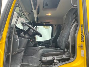 Camion lourd Mercedes-Benz AROCS 3246 8x4/4 Euro6 Diesel 2017, transmission automatique, conduite à gauche, 31-40T, caméra 360°, à vendre - Product Image 4