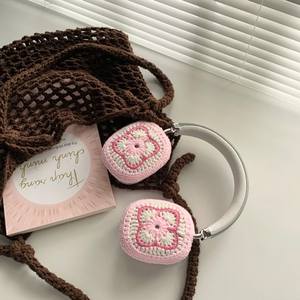 Funda de lana de ganchillo para auriculares, funda de suave punto hecha a mano, funda acogedora para auriculares para escuela, oficina, viaje, cangrejo - Product Image 4