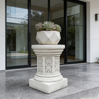 Socle en résine classique sculpté de fleurs - Design architectural blanc, base élégante pour statues de jardin et présentoirs de plantes en extérieur