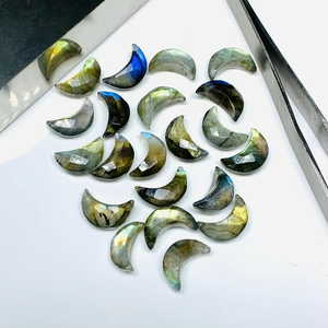 Cabochon en labradorite de haute qualité en forme de croissant de lune sculpté en pierre précieuse en vrac polie - Product Image 5