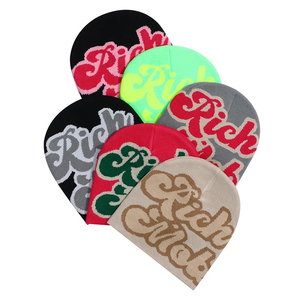 หมวกบีนนี่ผ้าแจ็คการ์ดพิมพ์ลายตัวอักษรให้ความอบอุ่นสำหรับเล่นกีฬากลางแจ้งในฤดูหนาวโลโก้ตามสั่ง - Product Image 6