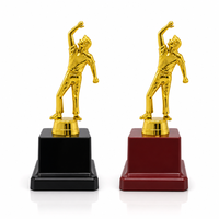 Nouveau Trophée de Volleyball en Plastique Doré de 20,5 cm 2026 avec Logo Personnalisé, Récompense MVP du Tournoi et du Championnat, Base Noire et Rouge