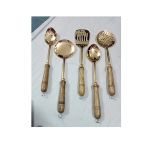 Cuchara de latón Cuchara tornero y cuchara de cocina para servir Mango de acacia de madera Cuchara de latón para accesorios de cocina - Product Image 4