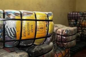 Fardos de Ropa Usada Mixta para Exportación al por Mayor, Incluye Ropa para Hombres, Mujeres y Niños, Apta para Tiendas de Segunda Mano y Negocios de Reventa - Product Image 2