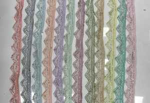 Fait sur mesure en dentelles brodées de style géométrique scalaping en douze options de couleur pour robes de mariée et vêtements pour dames. - Product Image 4