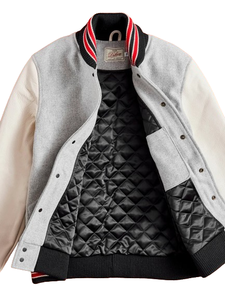 Chaqueta de Béisbol Varsity de Forro Polar Personalizada para Hombre, Nueva Moda OEM, Cuello Alto, Apliques, Botones, Ribetes a Rayas, Reversible - Product Image 4