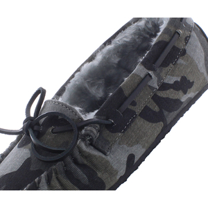 Minnetonka Camo Cally Zapatos para mujer Color: Gris/Camuflaje 100% auténtico - Product Image 3