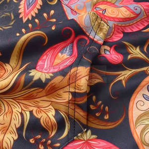 Sudaderas con capucha de sublimación de poliéster 100% más vendidas Calidad Premium con nuevo diseño Patrón sólido para la temporada de invierno Hecho en Pakistán - Product Image 4