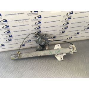 MOTORE ELETTRICO PER FINESTRINO POSTERIORE DESTRO HYUNDAI Matrix 1a Serie 9882017200 (01>07) - Product Image 1