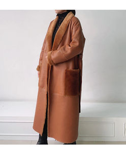 เสื้อโค้ทยาวหนังวัว100% พรีเมี่ยมสำหรับผู้หญิงระบายอากาศและกันน้ำได้มีขนเฟอร์ติดด้านใน - Product Image 6