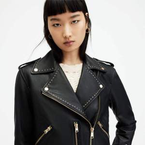 Custom Wholesale Women's Black Studded PU <b>Leather</b> Jacket Slim Fit Biker Moto Punk Rock Gold Zipper <b>Rivet</b> Motorcycle Coat - Product Image 4