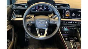 2025 A3 Premium Plus AWD d'occasion en excellent état avec moteur turbo 4L, pneus R18, sièges en cuir, régulateur de vitesse adaptatif, conduite à gauche - Product Image 5