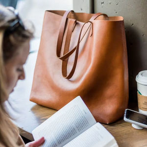 Sac fourre-tout en cuir Arvessa Clean Cut - Product Image 1