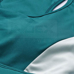 Soutien-gorge de sport respirant grande taille pour femmes Bretelles réglables Col en U Fabriqué au Pakistan Spandex/Polyester Active Wear - Product Image 5