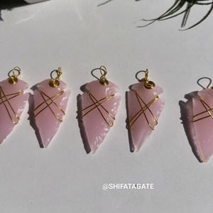 Beautiful Rose Quartz Arrow Pendant Necklace Natural Gemstone Feng Shui Style Gold Plated Wire Wrapped Pendant Pattern <b>Pillar</b> - Product Image 1