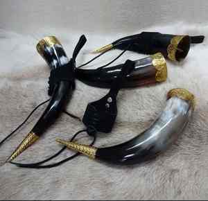 Top Selling New Carved Design of Viking <b>Drinking</b> <b>Horn</b> with Logo Authentic Food Safe No Leaks Norse Viking <b>Drinking</b> <b>Horn</b> Beer - Product Image 1