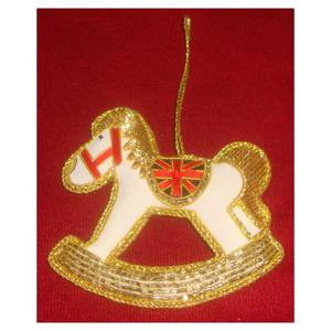 เครื่องประดับแบบแขวนทำด้วยมืองานปักสีขาวรูปม้าซาริสำหรับตกแต่งคริสต์มาส - Product Image 1