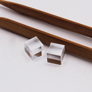 Prisma Óptico Personalizado de Silica Fundida em Ângulo Reto Redondo com Revestimento AR e Suporte Personalizado - Product Image 2