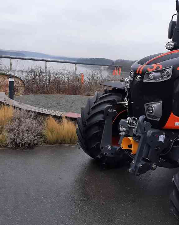 Lawn Mower 4x4 Small Tractor With Front End Loader Backhoe Kubota Tractors Trucks Agriculture Mini Farm Tractor..