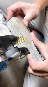 Meilleur vendeur peigne en corne véritable peigne en corne naturel fait à la main peigne à cheveux fabriqué au Vietnam Logo gravure acceptée - Product Image 4