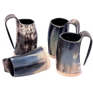 Mug artisanal en corne naturelle (boufflon, vache, bœuf) avec logo personnalisé, étanche, imitation antique, motif lever de lune - Product Image 1